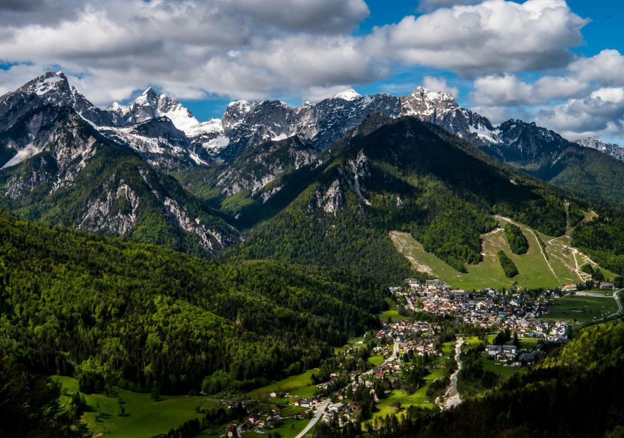 Klass 103 Kranjska Gora Exterior photo